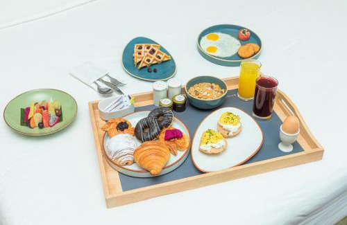 Hyderabad Hotel | Hyderabad Marriott Hotel & Convention Centre