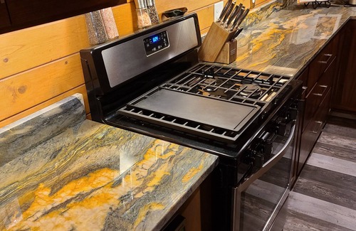 Glenville Cabin | "I didn't think images of the view were real. I arrived & was brought to tears."