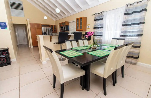 St. Ann's Bay House | I Heart JA Coastal DreamVIlla-Richmond Estates