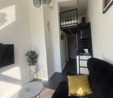 Boleslawiec Apartment | I'M Apartment GOLD antresola