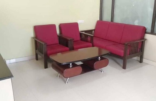 Bellary Hotel | i-ROOMZ Hoysala Residency