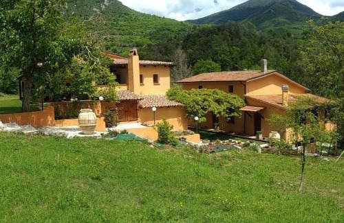 Precetto Apartment | I Salari by Holiday World