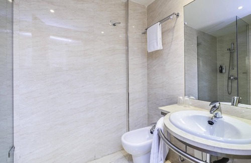 Alcala de Henares Hotel | ibis Alcalá de Henares la Garena