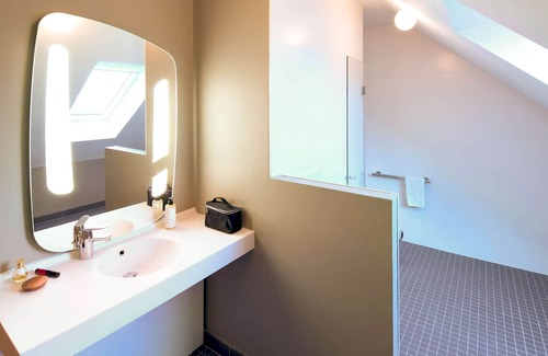 Lambezellec Hotel | ibis Brest Kergaradec