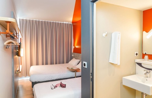 Aubenas Hotel | ibis budget Aubenas