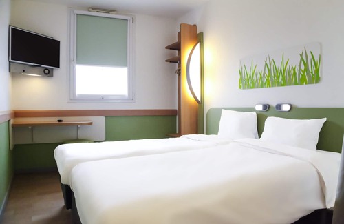 Hyeres City Centre Hotel | ibis budget Hyères Centre Ville