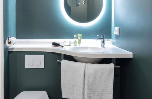 Clermont-Ferrand Hotel | ibis Clermont Ferrand Montferrand