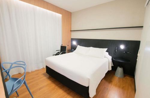 Matriz Hotel | ibis Curitiba Shopping