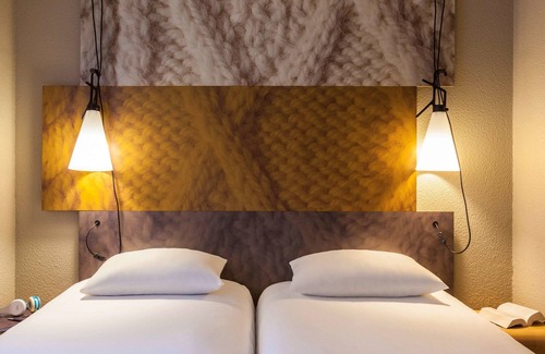 10th Arrondissement Hotel | ibis Paris Gare de l'Est TGV