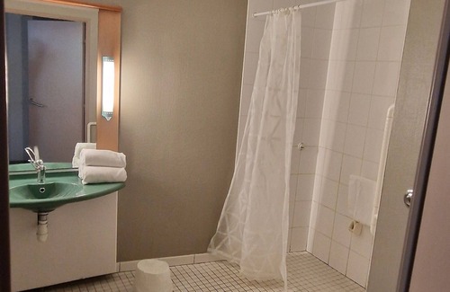 Lingolsheim Hotel | ibis Strasbourg Aéroport Le Zenith