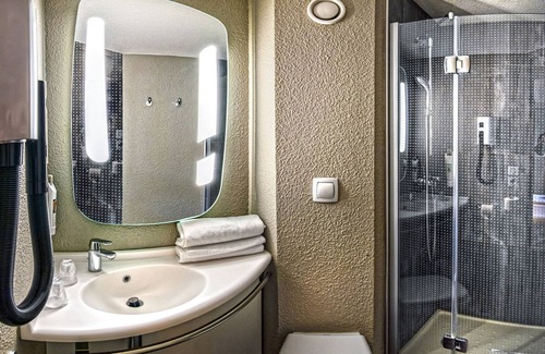 Ostwald Hotel | ibis Strasbourg Sud La Vigie