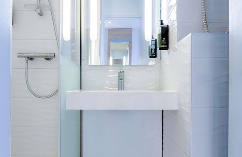 La Rochelle City Centre Hotel | ibis Styles La Rochelle Centre Vieux Port