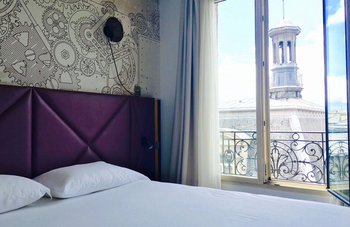 Clichy Hotel | Ibis Styles Paris Mairie de Clichy