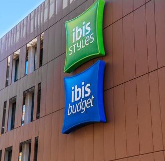 Quartier Saint-Clement - Jardin des Plantes Hotel | Ibis Styles Rouen Centre Rive Gauche