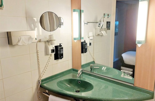 Aldaia Hotel | ibis Valencia Bonaire Aeropuerto