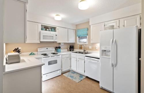 West Beach House | IC106: 106 Inlet Cove