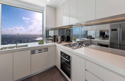 Sydney Central Business District Apartment | Icon 3 BR Penthouse Suite at Liverpool Sydney CBD