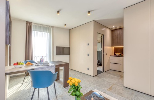 Lugano Apartment | Icon H 504 Suite Micro-living