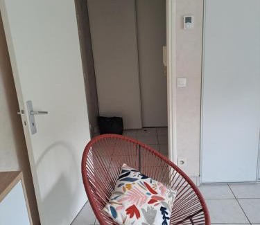 Saint-Nicolas-du-Pelem Apartment | IDAVRO