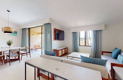 Candelero Abajo Hotel | Ideal 2BR Living w Pool in Humacao. Journey to Joy