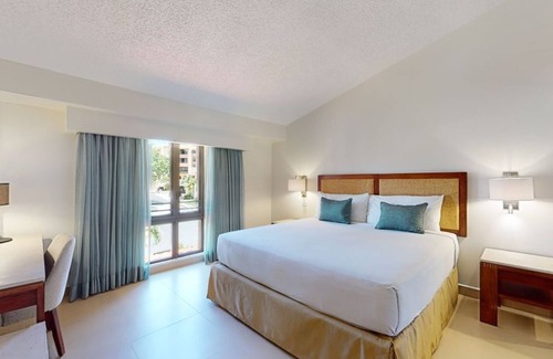 Candelero Abajo Hotel | Ideal 2BR Living w Pool in Humacao. Journey to Joy