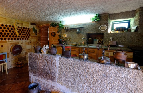 Baiao Cottage | Ideal Country House for Pool/Pool, BBQ