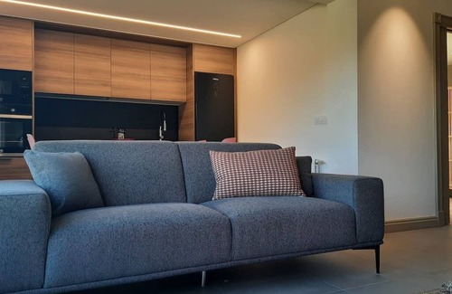 Mos House | Ideal for families or groups of friends, with private pool.