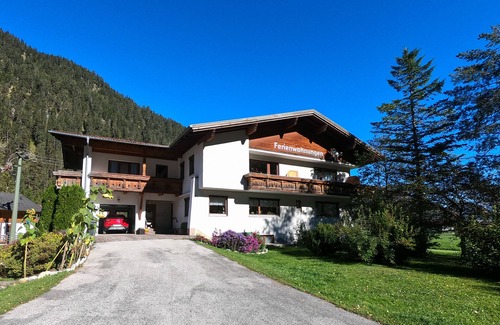Bach Apartment | Ideal for mountain lovers and couples