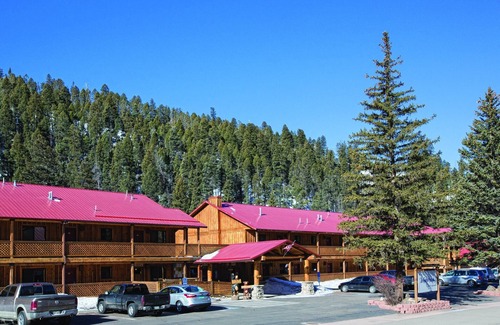 Red River Resort | Ideal spot for outdoor activities!