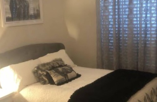 Muswellbrook House | Ideal workers short long stayz modern home acreage