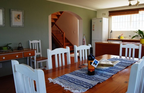 Pringle Bay House | Ideally Located with Views - 100m to Beach, 1 h to Cape Town, South Africa