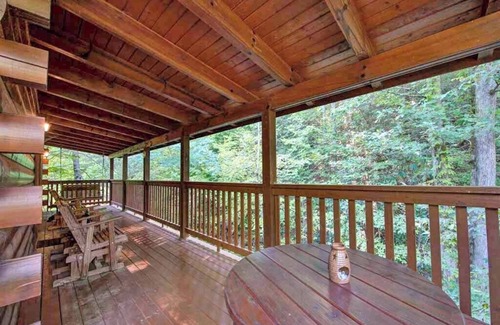 Black Bear Falls Cabin | Idle Days by Jackson Mountain Rentals
