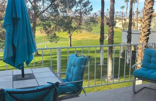 Palm Desert Apartment | Idyll in the Desert - Immaculate Palm Desert Getaway