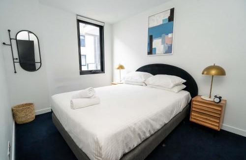 Brunswick East Apartment | Idyllic 1-Bed Near Popular Shopping Streets