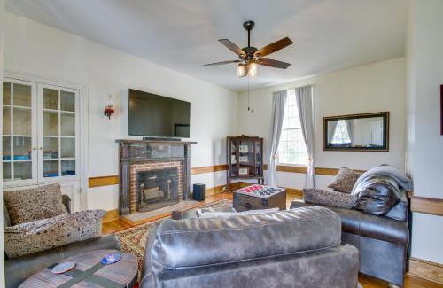 Appomattox House | Idyllic Appomattox Home with Porch and Rocking Chairs!