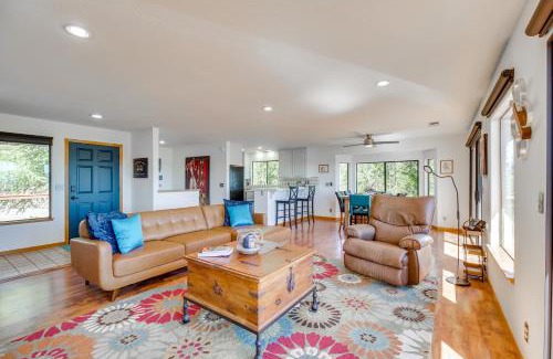 Kelseyville House | Idyllic Kelseyville Home with 2 Decks and Views!