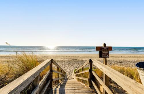 Pajaro Dunes House | Idyllic Ocean-View Oasis