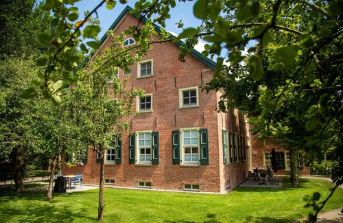 Upleward Apartment | "Idyllic vacation apartment at Gulfhof Boomgaarden: Pure relaxation and nature!"