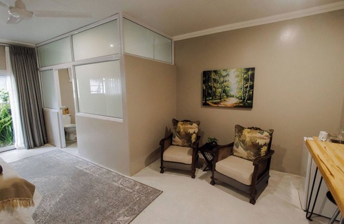 St. Lucia Bed & Breakfast | iGwalagwala Guest House