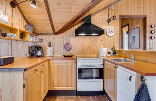 Follenslev House | "Ija" - 200m from the sea by Interhome