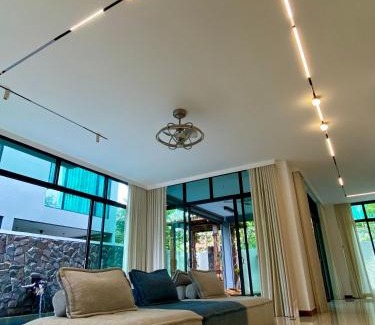 Pantai Tengah Villa | Ikiru 18 Private Saltwater Pool Villa, 3 Ensuite BR, Outdoor BBQ, 5 mins to Beach