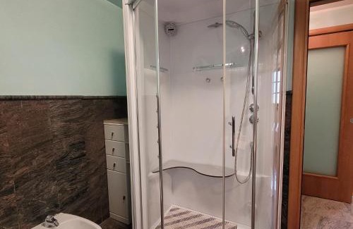 Costa Volpino House | Il Cortiletto Mountain Lake Iseo Hospitality