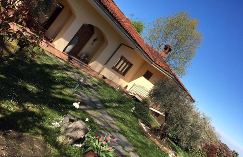 Saluzzo Bed & Breakfast | Il giardino degli ulivi