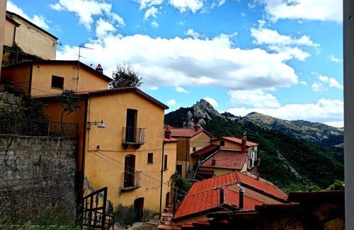 Castelmezzano Bed & Breakfast | Il Glicine 2
