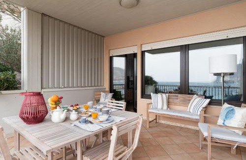Addaura Apartment | Il Mare in una Stanza by DomuSicily
