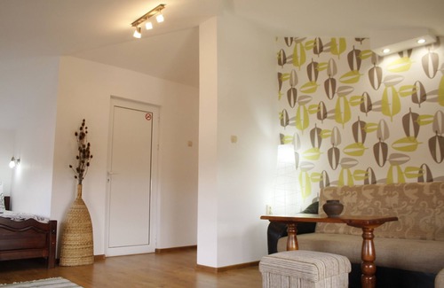 Kalofer House | Iliikova House