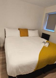 Bolton House | Immaculate Haven
