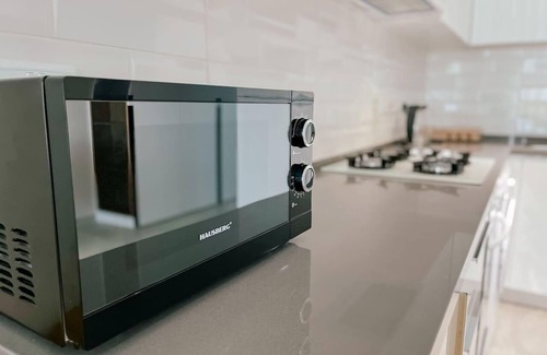 Trikomo Apartment | Impeccable 1-Bed Apartment in Caesar Resort