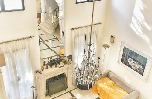 Acassuso Villa | Imponente casa estilo Paladio