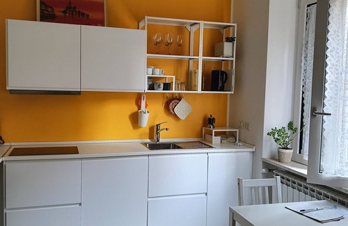 Milan Apartment | In Milan and yet at home: The Yellow House studio!